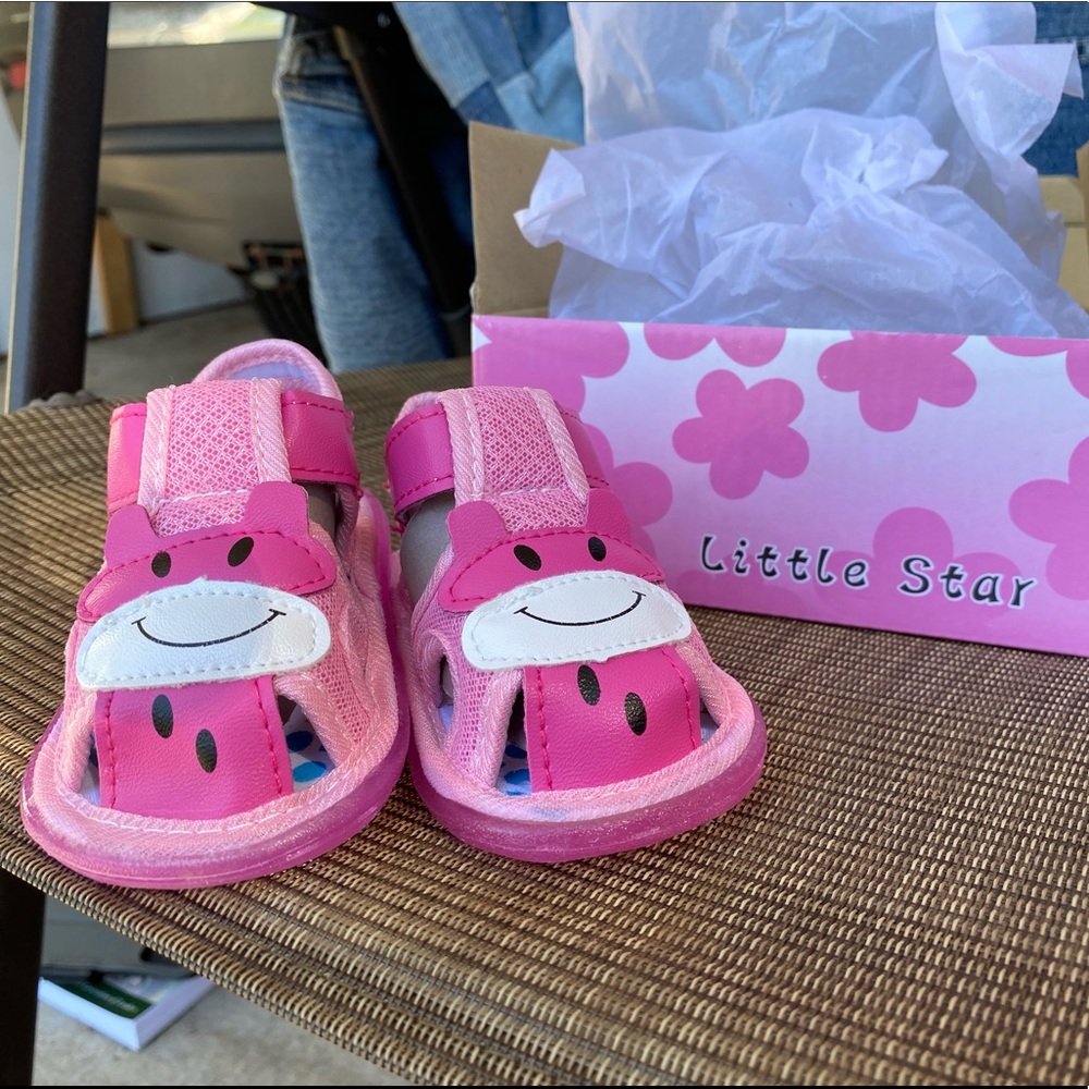 Little Star, Size 4, Light Up Girls Sandals